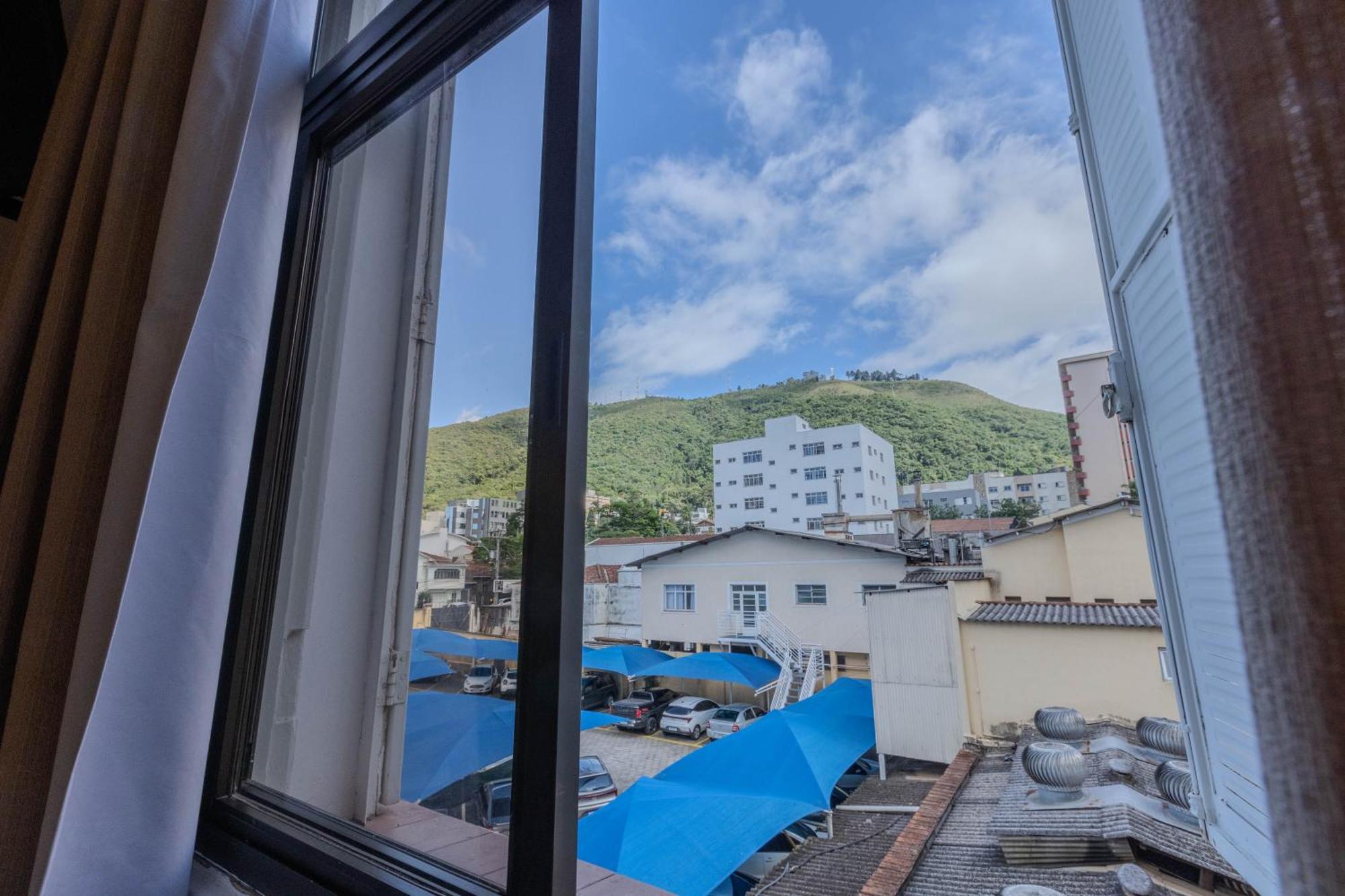 Hotel Minas Gerais Poços de Caldas Zewnętrze zdjęcie
